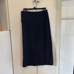 Lord & Taylor Classic Black Pencil Skirt